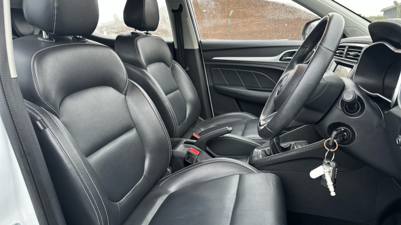 Nac MG Zs 1.5 VTi-TECH Exclusive 5dr Petrol Hatchback